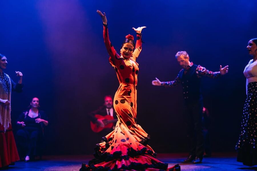 Seville: Live Flamenco Dancing Show Ticket at the Theater - Planning around your Seville day