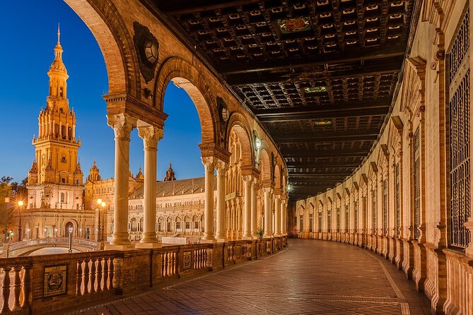 Seville Night Tour with Tablao Flamenco Show - Entering the flamenco tablao
