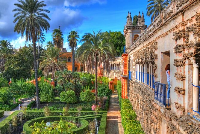 Seville Pass: Cathedral + Alcazar + Flamenco Show - Two Seville icons before flamenco