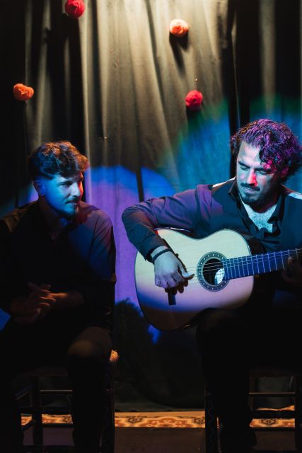 Seville: very intimate flamenco show at Casa Flamenco Azahar - What the one-hour performance includes