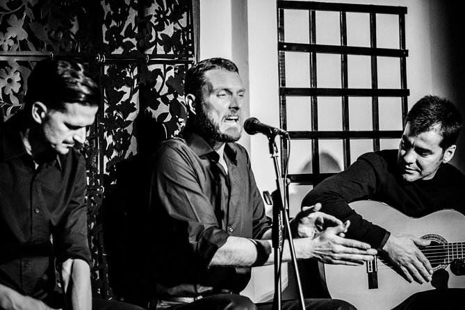 Skip the line: Tablao Flamenco Andalusí Ticket - What Tablao Flamenco Andalusí actually offers
