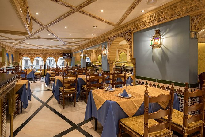 Tablao Flamenco Cordobes on Rambla Barcelona with Dinner Option - Arriving on La Rambla and Entering the Tablao