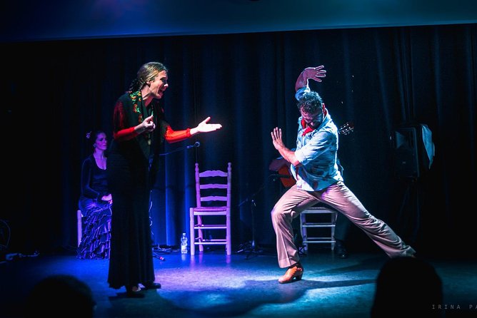 Tablao Flamenco Orillas de Triana Ticket - Why this flamenco show feels different