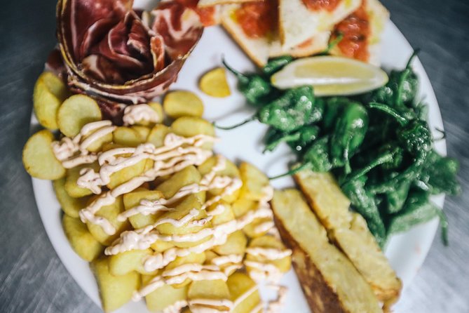 Tapas and Flamenco Evening - Walking to Los Tarantos