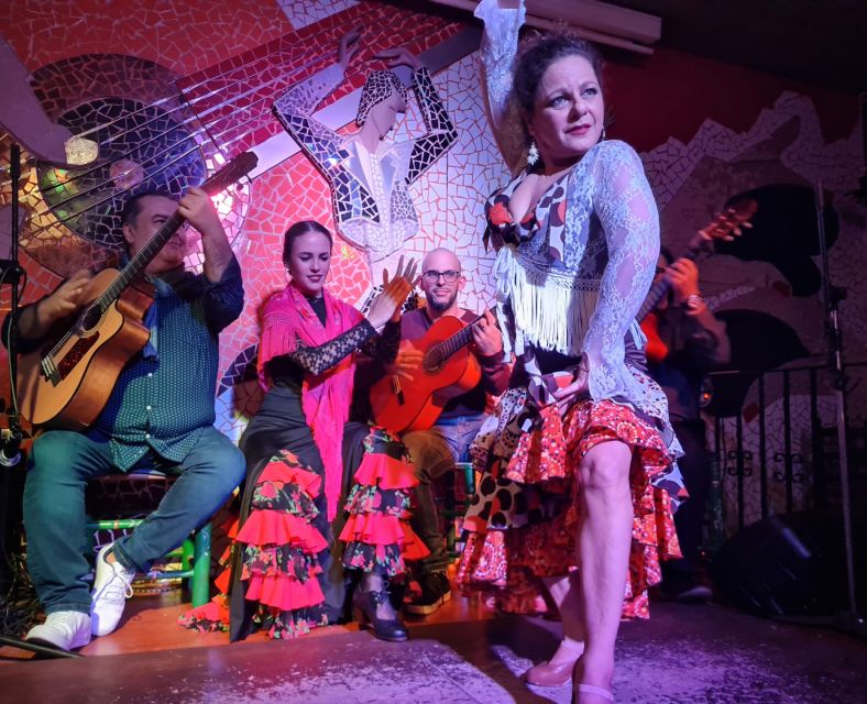 Valencia: Flamenco at Toro y La Luna with optional Dinner - Should you book this flamenco evening?
