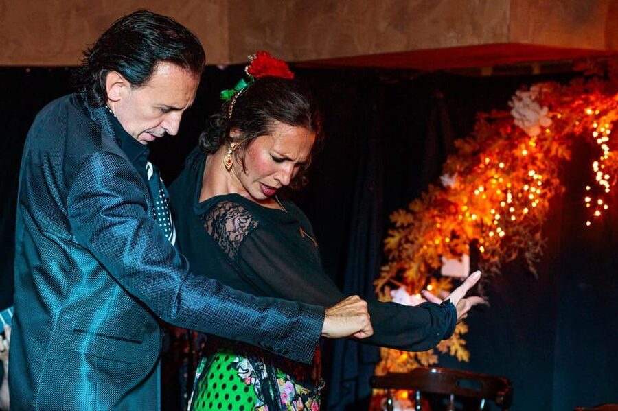 Valencia: Flamenco Show at Tablao La Reina - Why the intimate room changes the show
